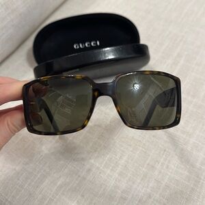 Vintage Gucci tortoiseshell sunglasses